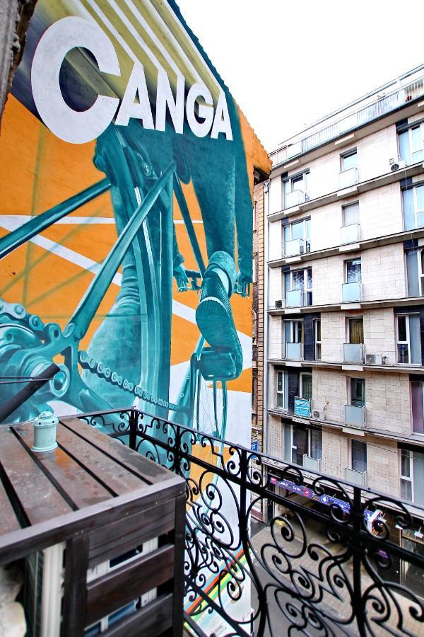 Awesome Downtown W Balcony & Free Private Parking Будапешт